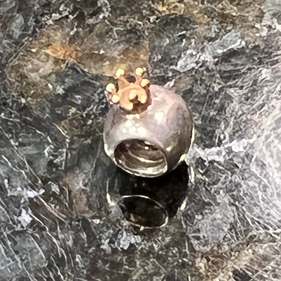 Pandora Crown with Gold - Picture 2 of 3